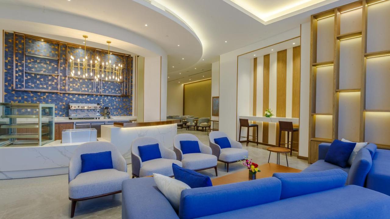 Clarion Hotel Jeddah Airport Exteriör bild
