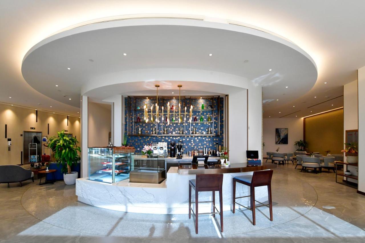 Clarion Hotel Jeddah Airport Exteriör bild