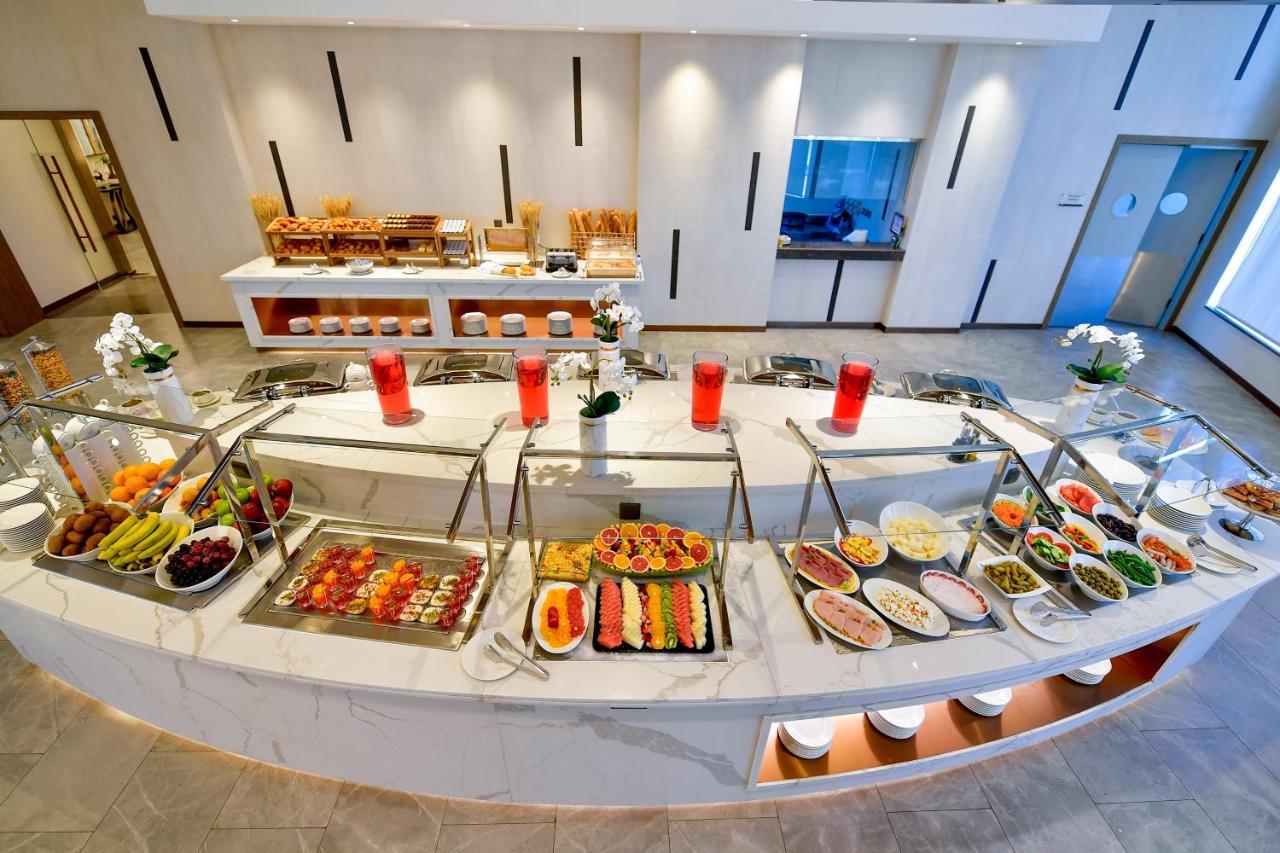 Clarion Hotel Jeddah Airport Exteriör bild